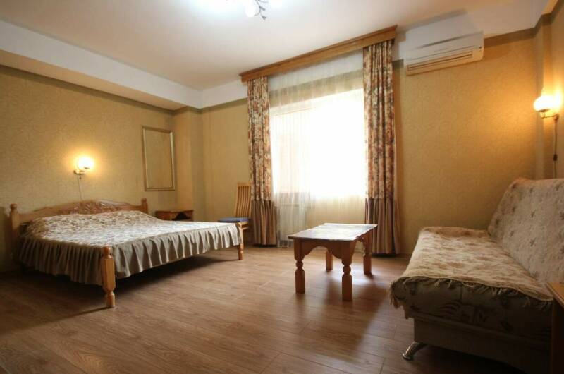 Номер 3х местный с балконом