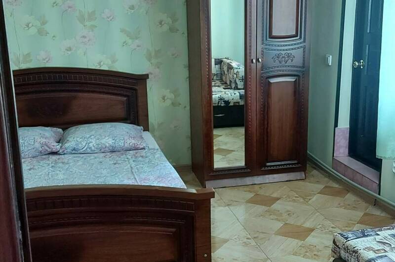 № 4 Номер на 4−6 человек с балконом на 2 этаже