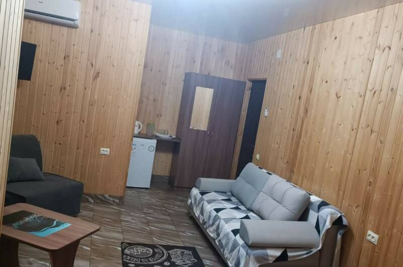 № 16 Четырехместный номер с доп. местом и балконом