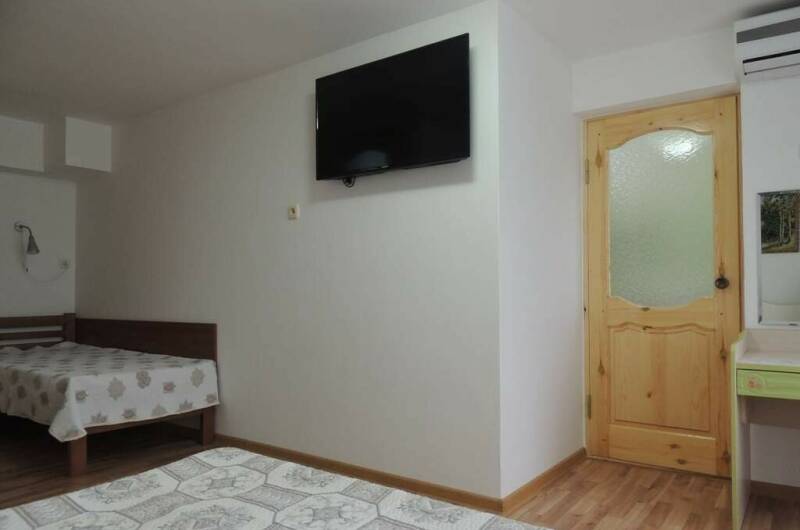 Четырехместный номер (удобства, кухня в номере)