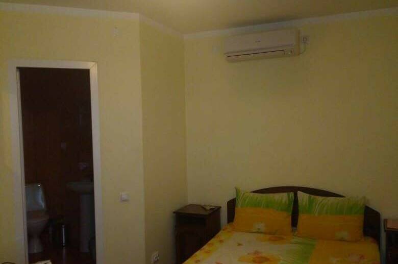 Трёхместный номер с балконом