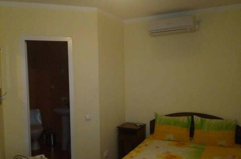 Трёхместный номер с балконом