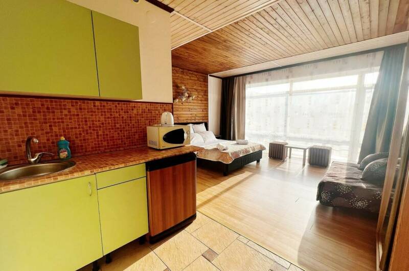 № 3 «Комфорт студио семейный»