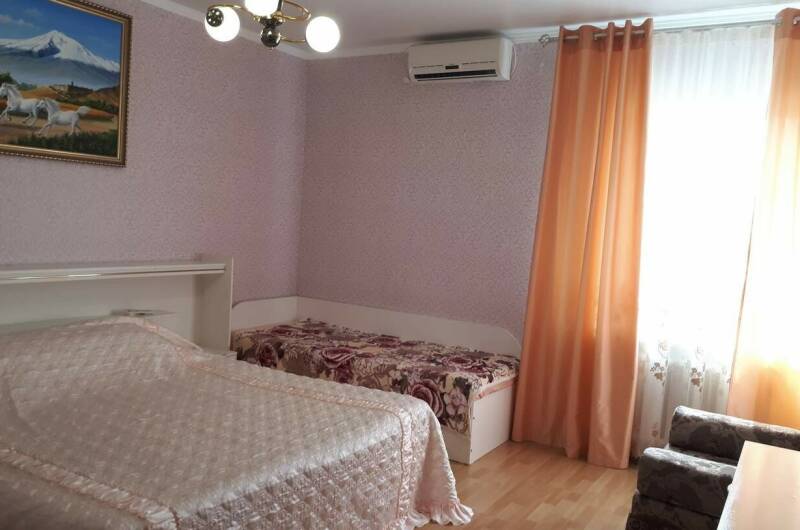 4 х местный люкс на втором этаже