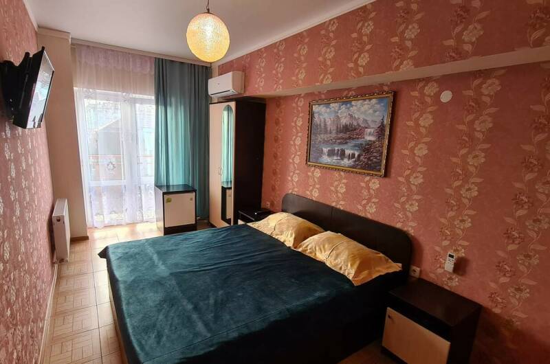 2-х местный «Люкс» 3-й этаж с видом на море и горы