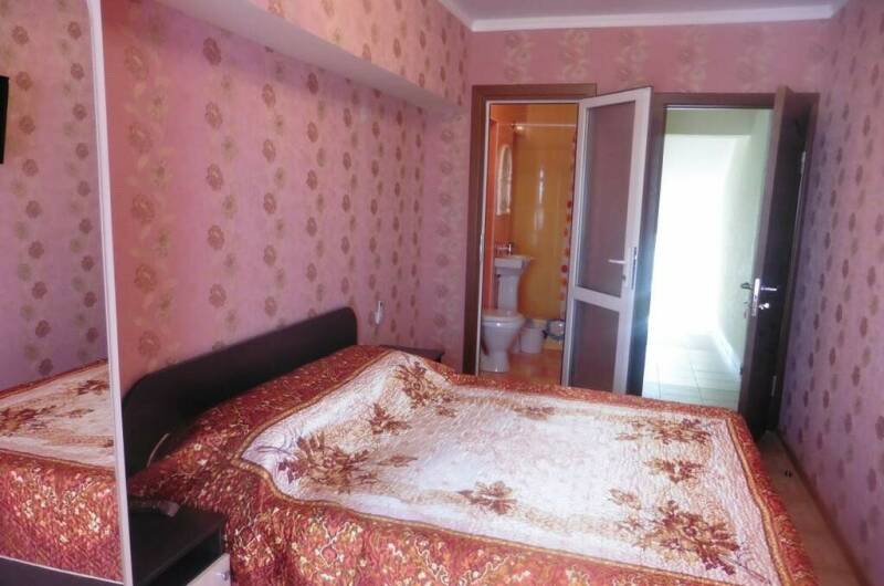 2-х местный «Люкс» 3-й этаж с видом на море и горы