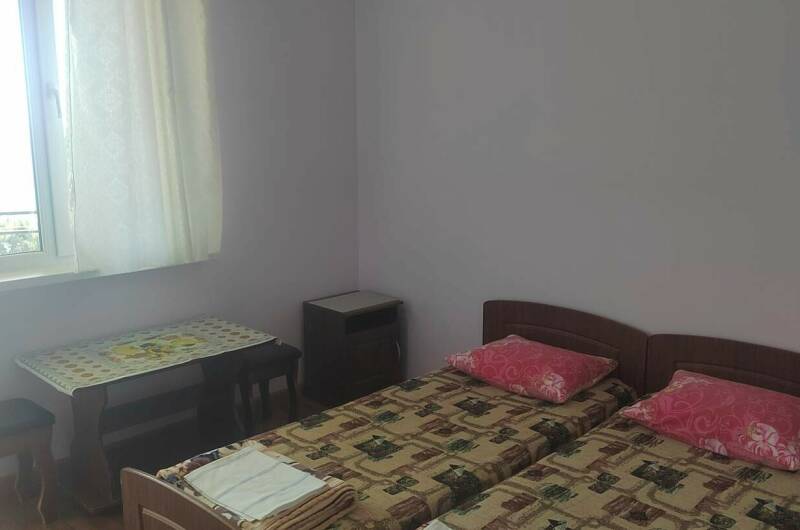 2-х местный с балконом и удобствами на этаже