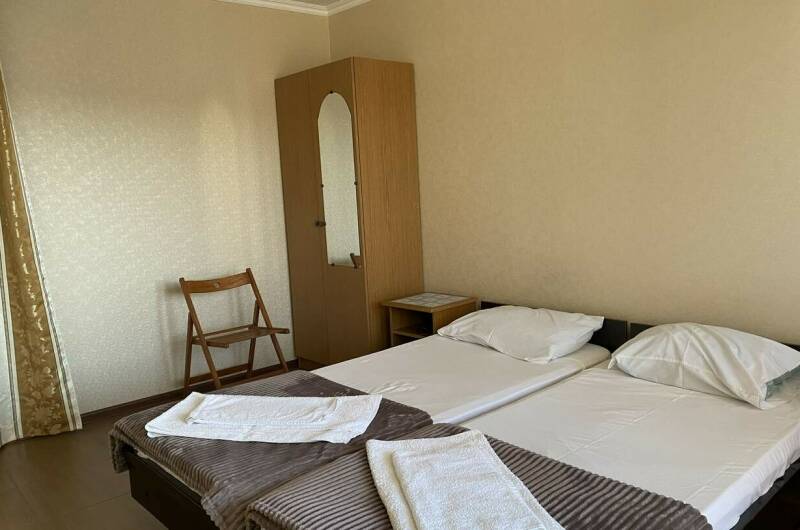 Двухместный «Эконом+» с двумя отдельными кроватями