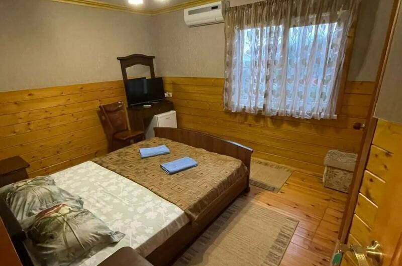 Двухмесьный на мансарде