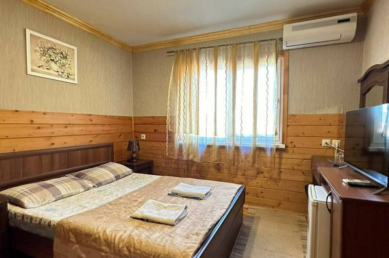 Двухмесьный на мансарде