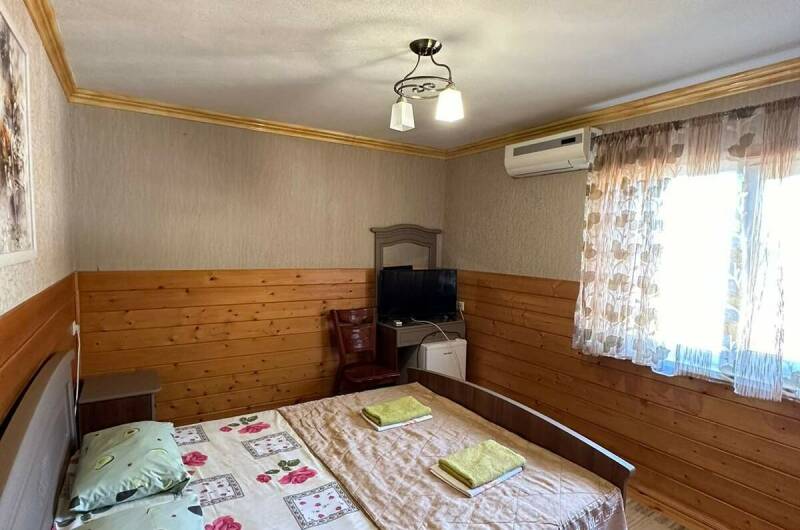 Двухмесьный на мансарде