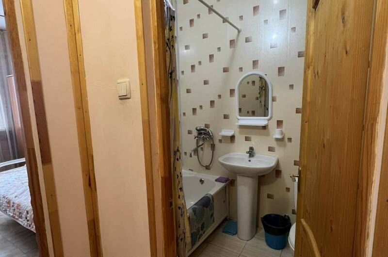 Шестиместная комната с двумя спальнями (4+2)