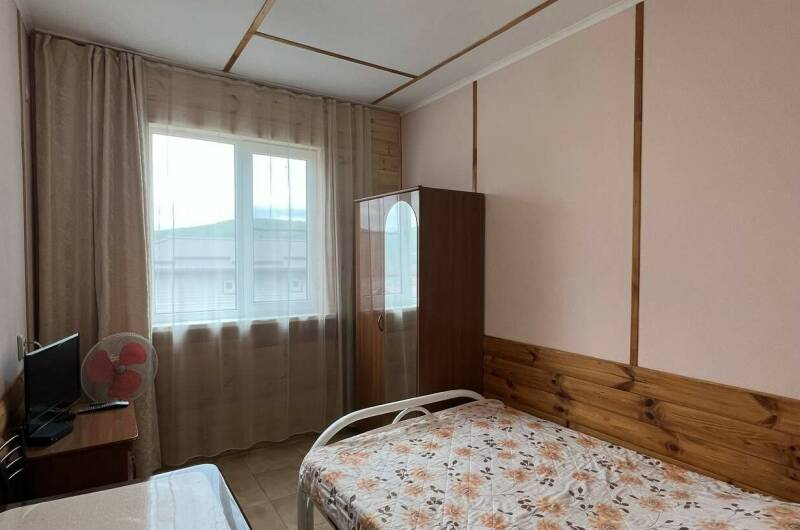 Шестиместная комната с двумя спальнями (4+2)