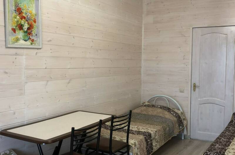 4-х местная комната со своим выходом