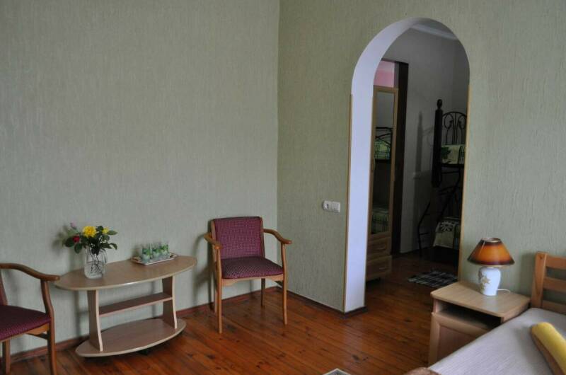 Двухкомнатный 3-х местный полулюкс