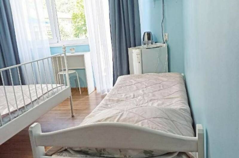 Трехместный номер с балконом