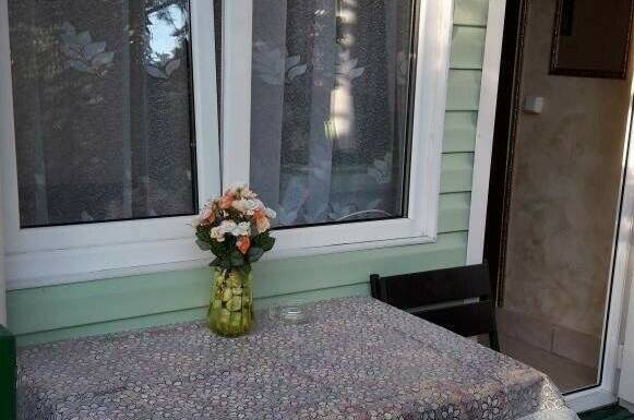 4-х местная комната на первом этаже с удобствами