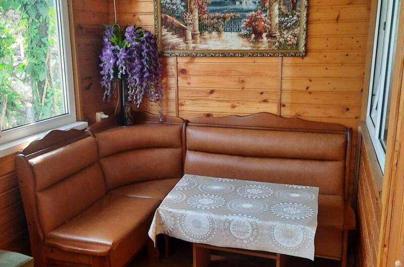 3 местный номер… на втором этаже деревянная часть