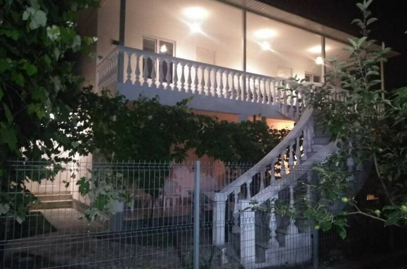 3-х местный с удобствами «Стандарт» с балконом