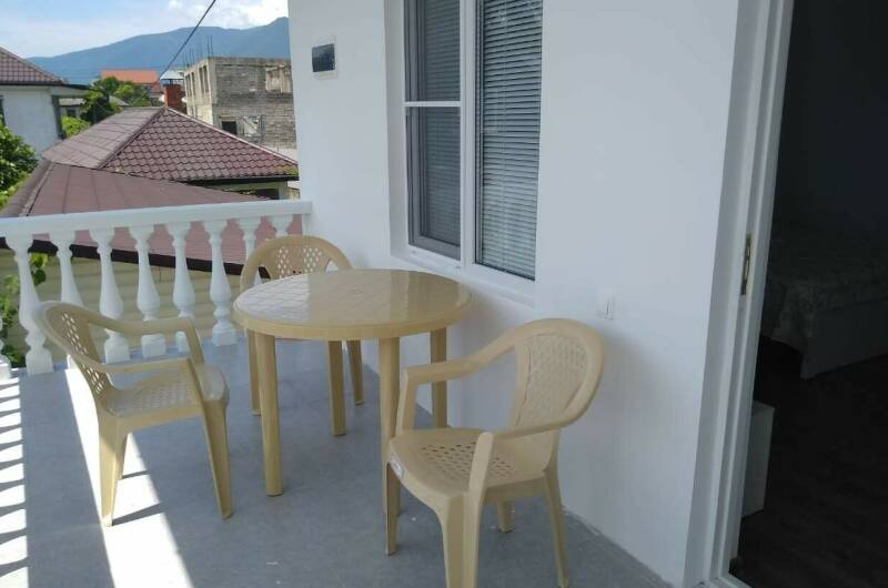 3-х местный с удобствами «Стандарт» с балконом