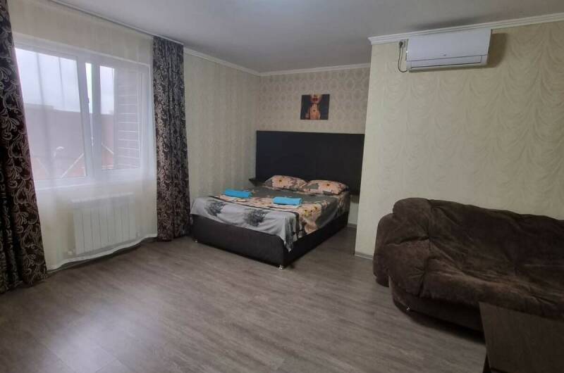 Семейный 2-комн с кухней, 4−6 чел лоджией, ст. маш