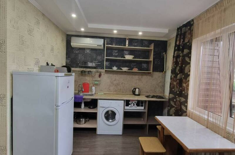 Семейный 2-комн с кухней, 4−6 чел лоджией, ст. маш