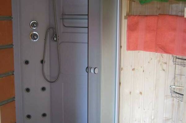 Двухкомнатный люкс -мансарда с кухней и балконом