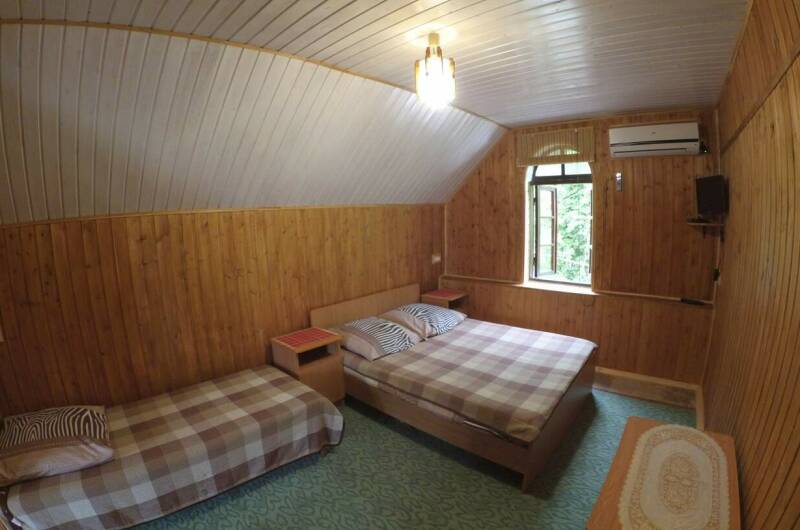 Двухкомнатный люкс -мансарда с кухней и балконом