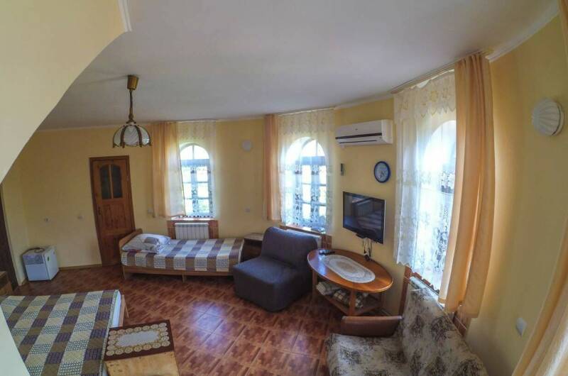 4х-5 местный «эконом» с удобствами на этаже