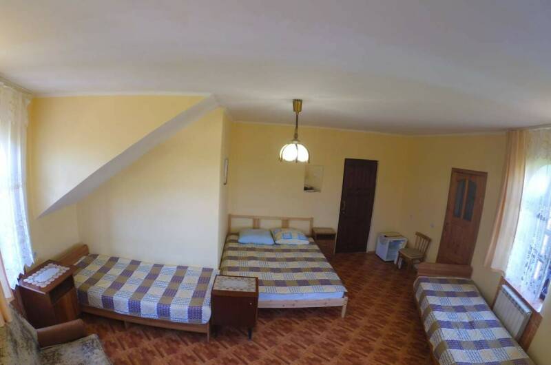 4х-5 местный «эконом» с удобствами на этаже