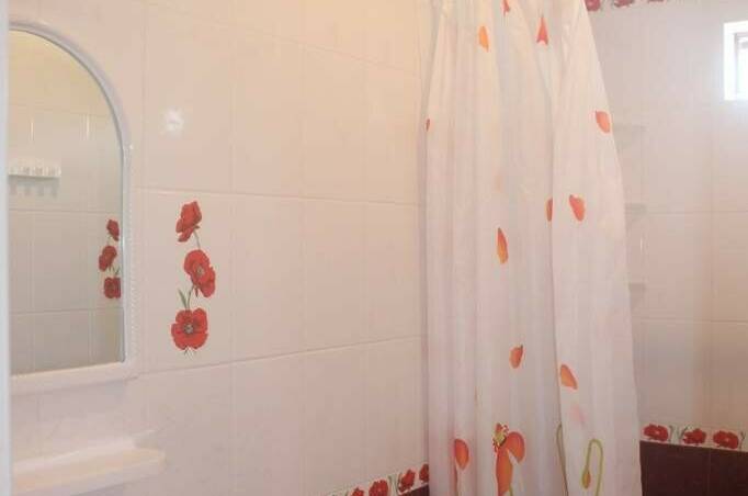 4-х местный номер с удобствами в бунгало