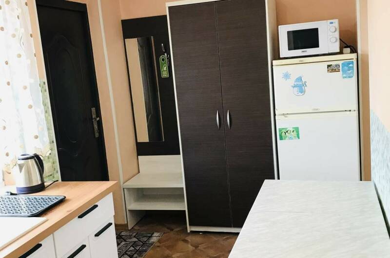 2-х комнатная квартира с кухней в коттедже