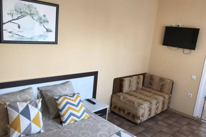 2-х комнатная квартира с кухней в коттедже