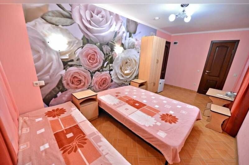 Трехместная комната с балконом