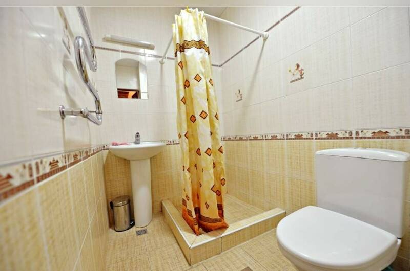 Трехместная комната с балконом