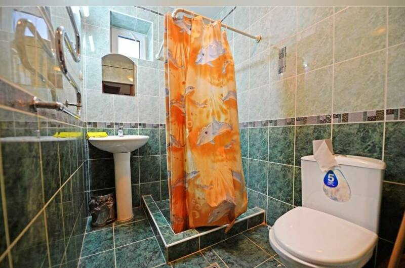 Трехместная комната балконом