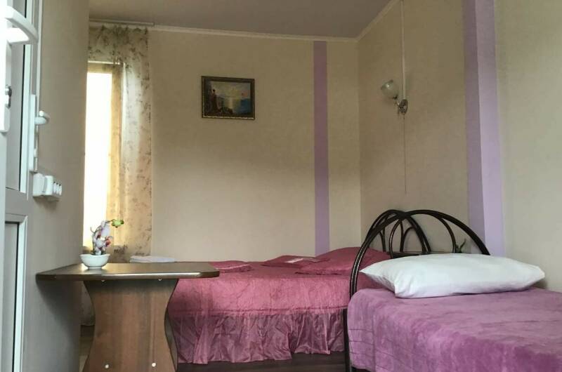 Комната на 3-х человек с удобствами