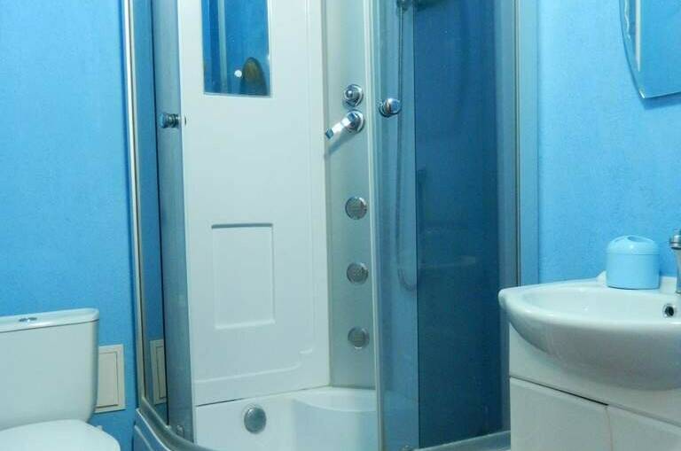 Трёхместная комната стандарт со всеми условиями