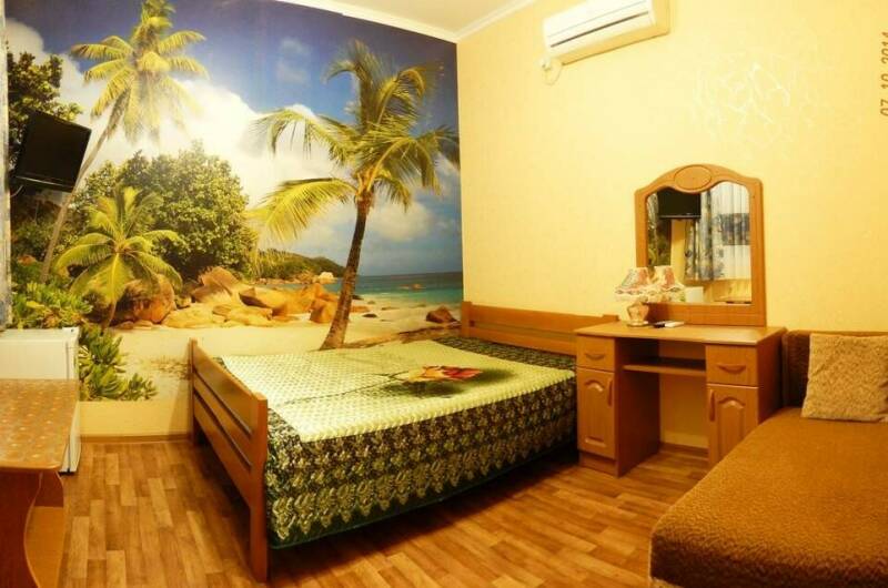 Трёхместная комната стандарт со всеми условиями