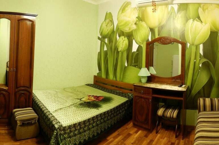 Трёхместная комната комфорт с балконом