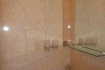 Люкс на 2−4 человека