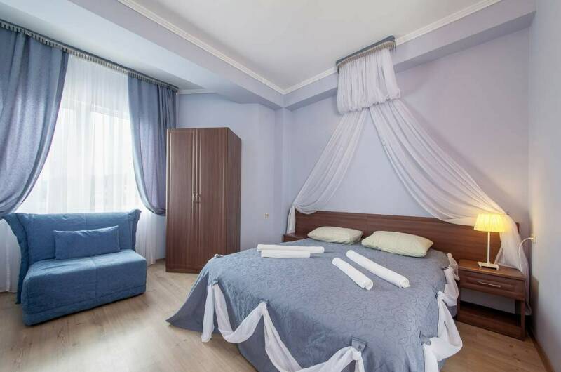 Лавандовый полулюкс