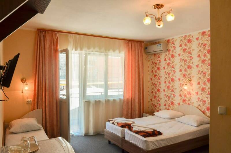 3-х местная «семейная» комната с балконом