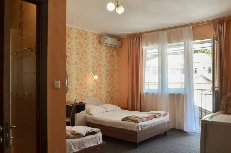 3-х местная «семейная» комната с балконом