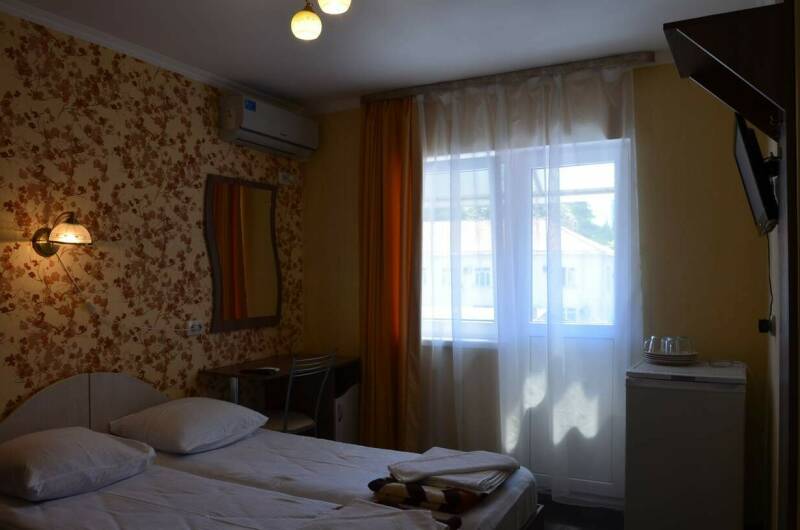 4-х местная двухкомнатная с балконом