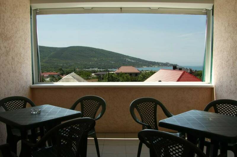 Трехместный мансарда