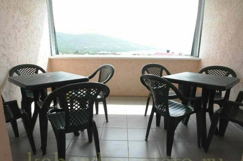 Двухкомнатный мансарда