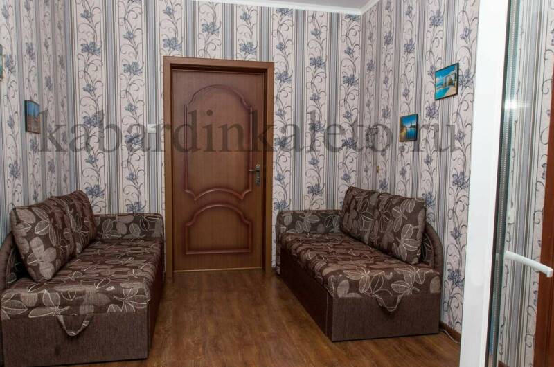 Двухкомнатный на Мансарде с балконом