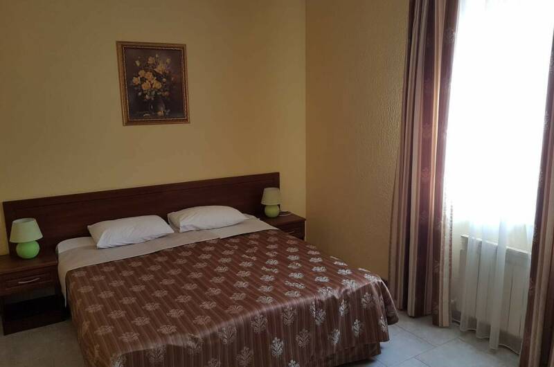 Номер «Апартаменты» (двухкомнатный номер с кухней)