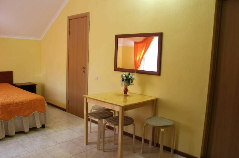 4х местный «Стандарт» с мини кухонным уголком